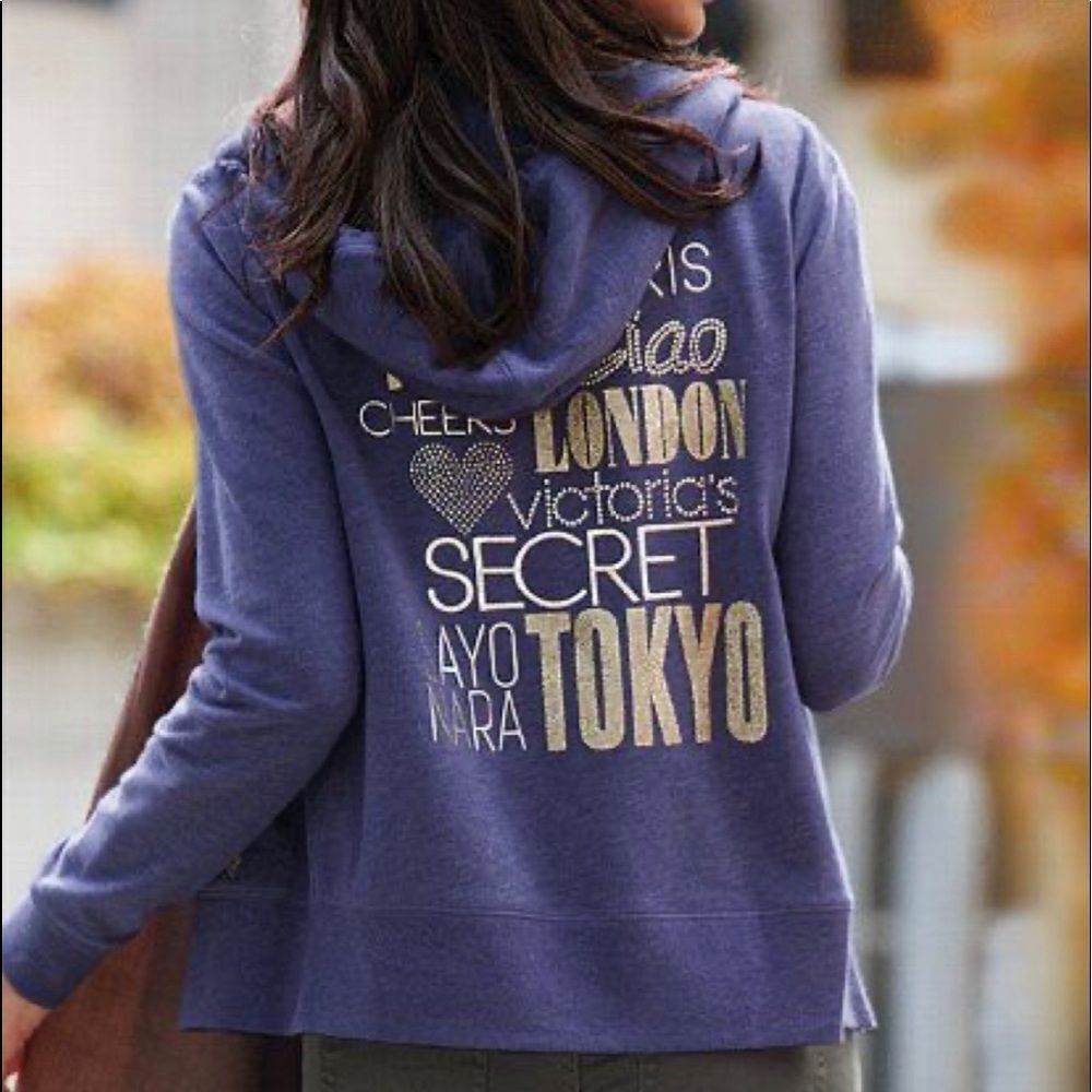 Victoria’s Secret Essentials Fashion Show Hoodie Sweatshirt Top Size XS